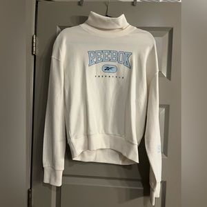 Reebok vintage look turtleneck sweatshirt